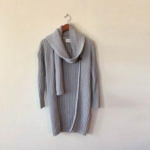 Liz Claiborne Petite grey long cardigan w scarf